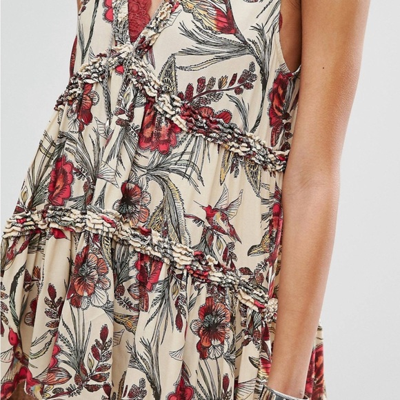 Free People Purple Haze hummingbird tiered v neck tunic size XS floral hi low - Picture 3 of 9